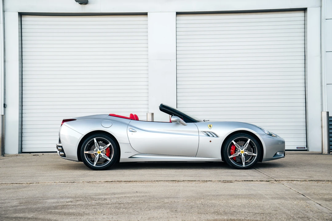 2014 Ferrari California 30 - Image 16 of 31