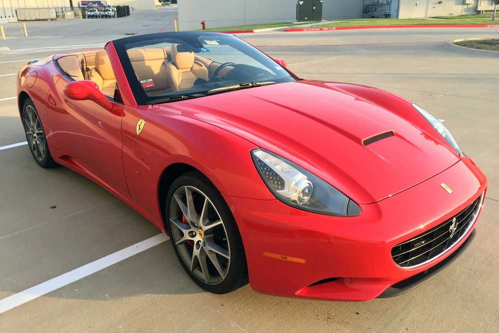 2014 Ferrari California - Image 2 of 5