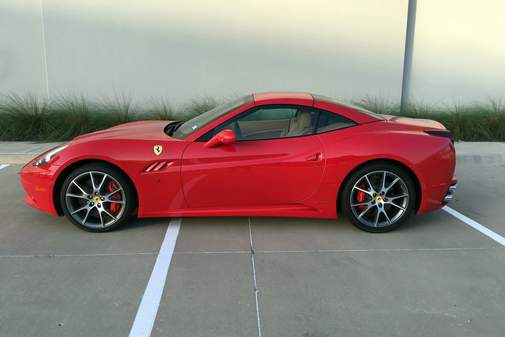 2014 Ferrari California - Image 5 of 5