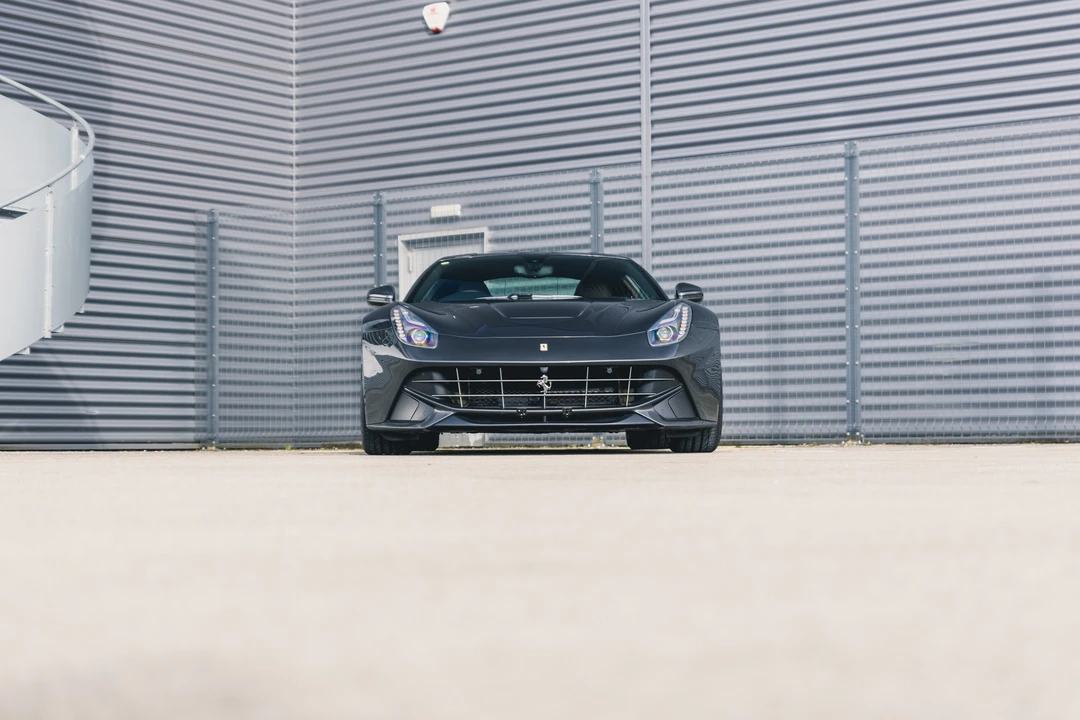 2014 Ferrari F12berlinetta - Image 4 of 31