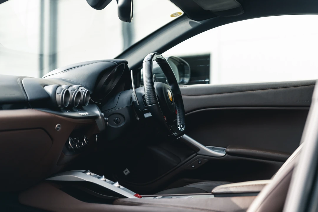 2014 Ferrari F12berlinetta - Image 29 of 31
