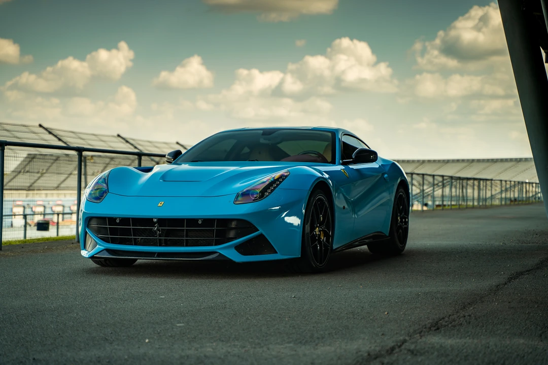 2014 Ferrari F12berlinetta - Image 3 of 31