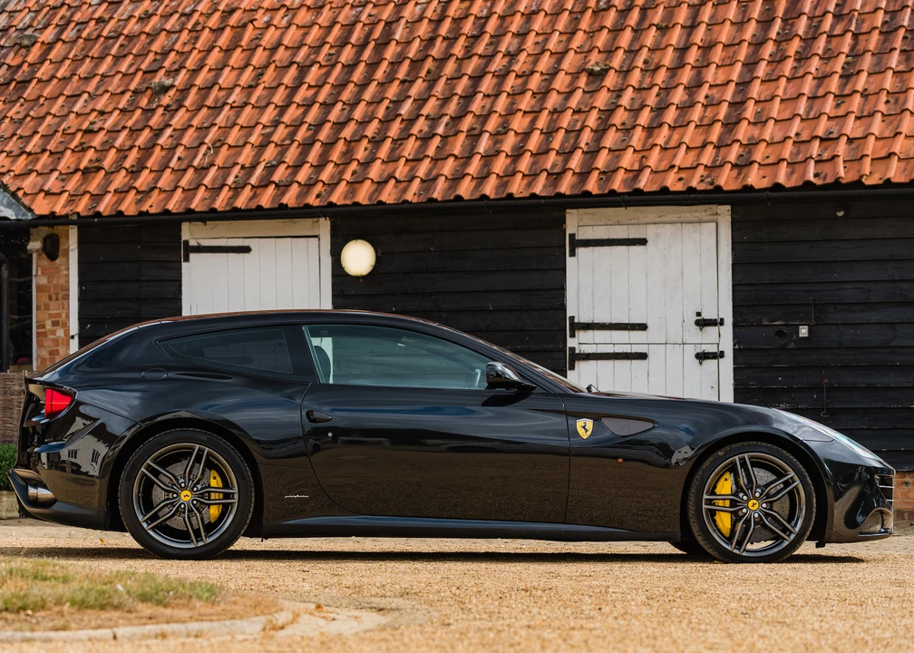 2014 Ferrari FF - Image 14 of 31