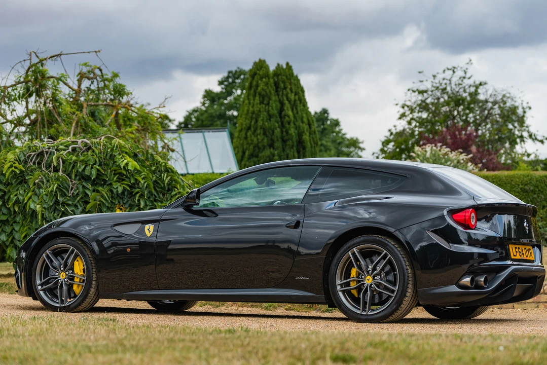 2014 Ferrari FF - Image 12 of 31