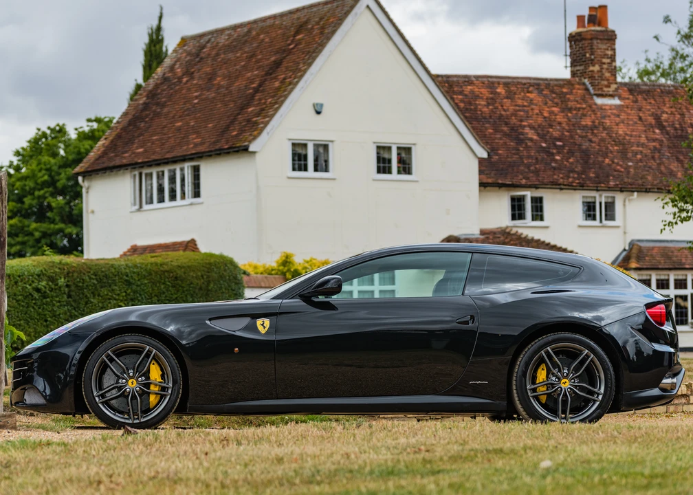 2014 Ferrari FF - Image 5 of 31