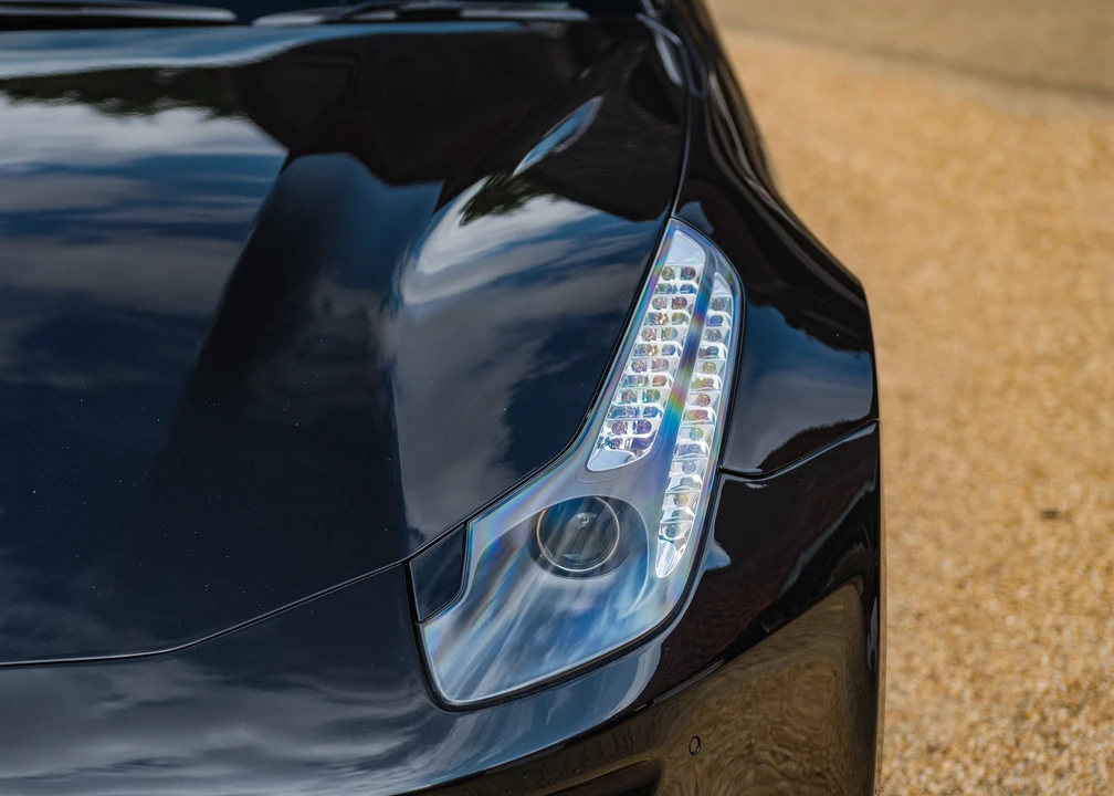 2014 Ferrari FF - Image 30 of 31