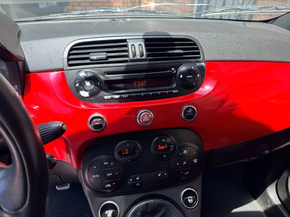 2014 Fiat Abarth 500 - Image 7 of 18