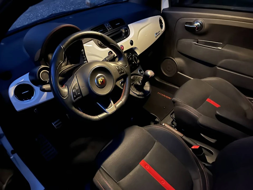 2014 Fiat Abarth 500 - Image 3 of 6