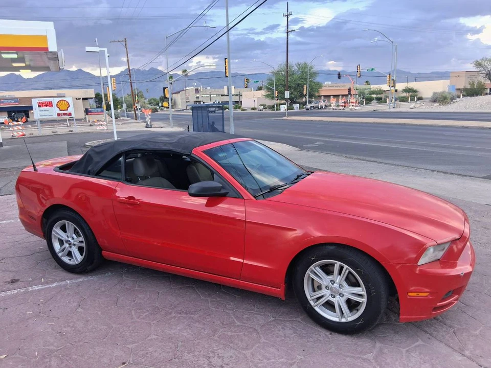 2014 Ford S197 Mustang - Image 9 of 15
