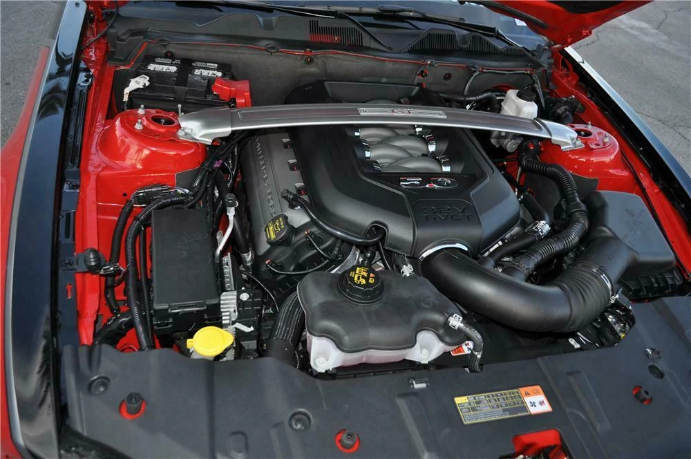 2014 Ford S197 Mustang - Image 2 of 5