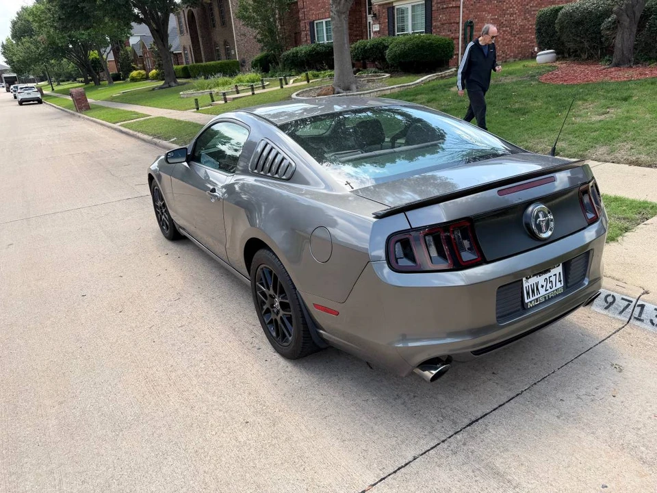 2014 Ford S197 Mustang - Image 4 of 7