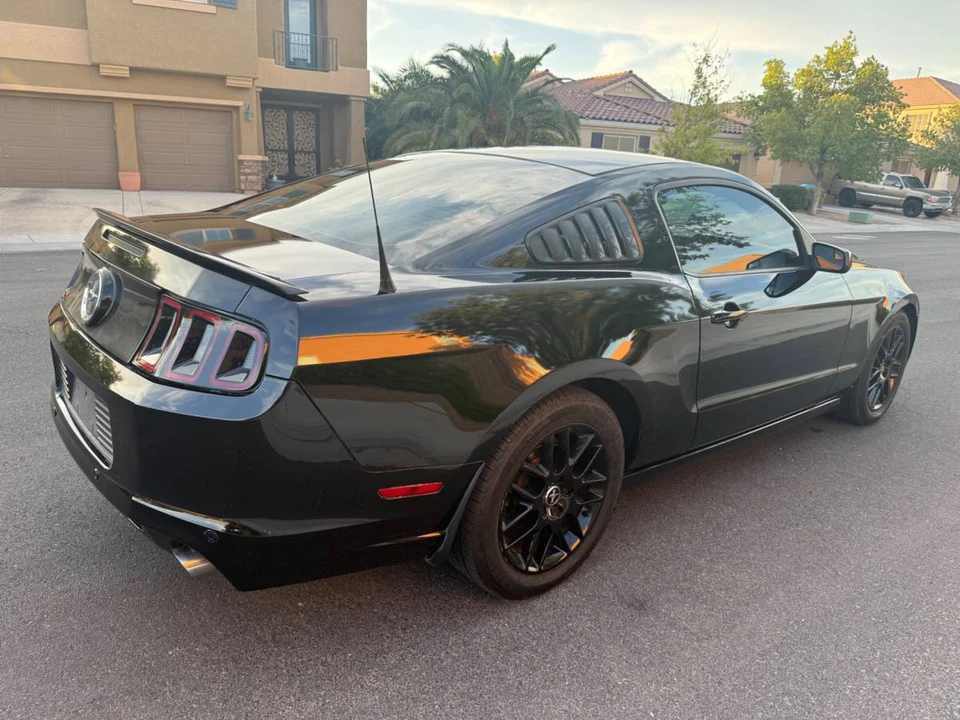 2014 Ford S197 Mustang - Image 5 of 12