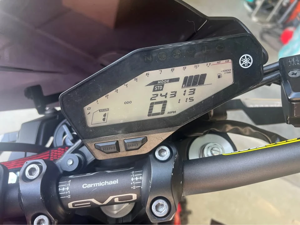 2014 Yamaha - Image 6 of 6