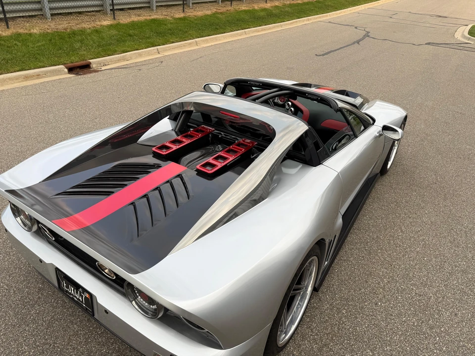 2014 Falcon - Image 17 of 31