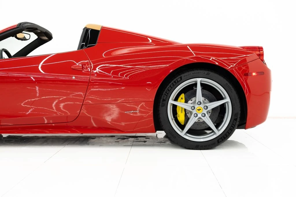 2014 Ferrari 458 Italia - Image 9 of 21