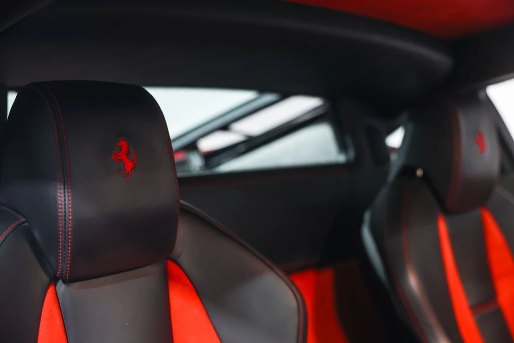 2014 Ferrari 458 Italia - Image 28 of 31