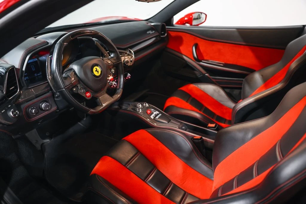 2014 Ferrari 458 Italia - Image 29 of 31