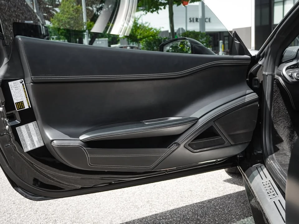 2014 Ferrari 458 Italia - Image 10 of 18