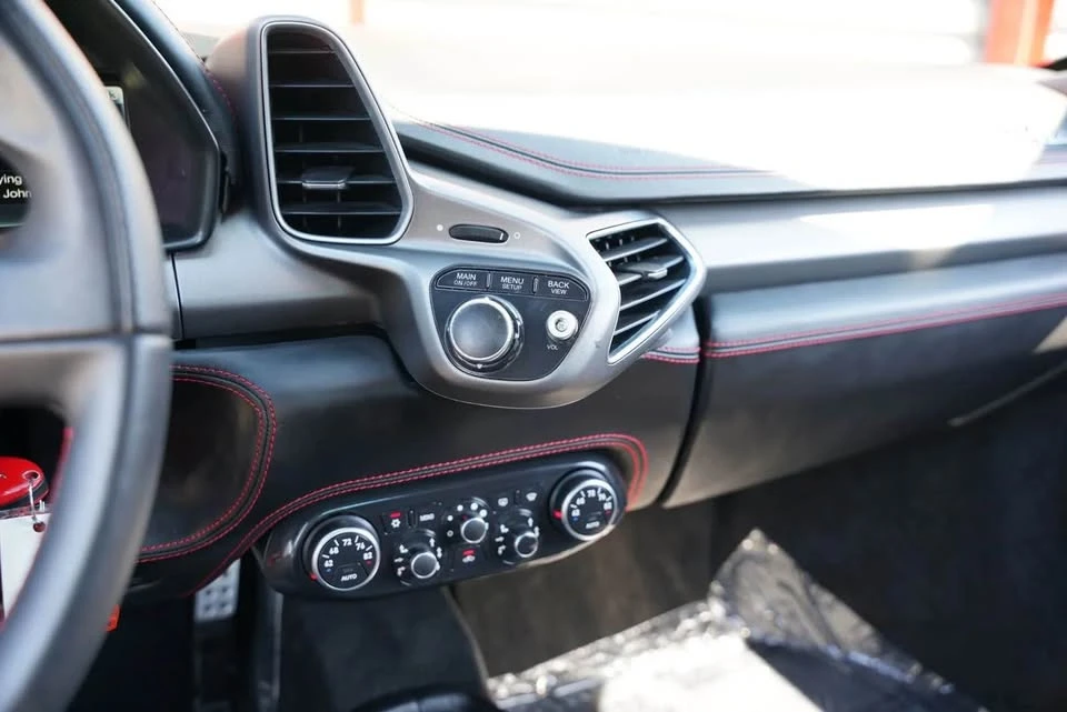2014 Ferrari 458 Italia - Image 15 of 20