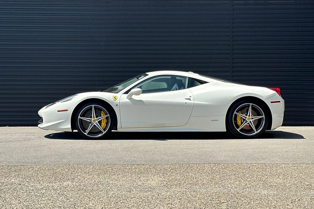 2014 Ferrari 458 Italia - Image 2 of 31