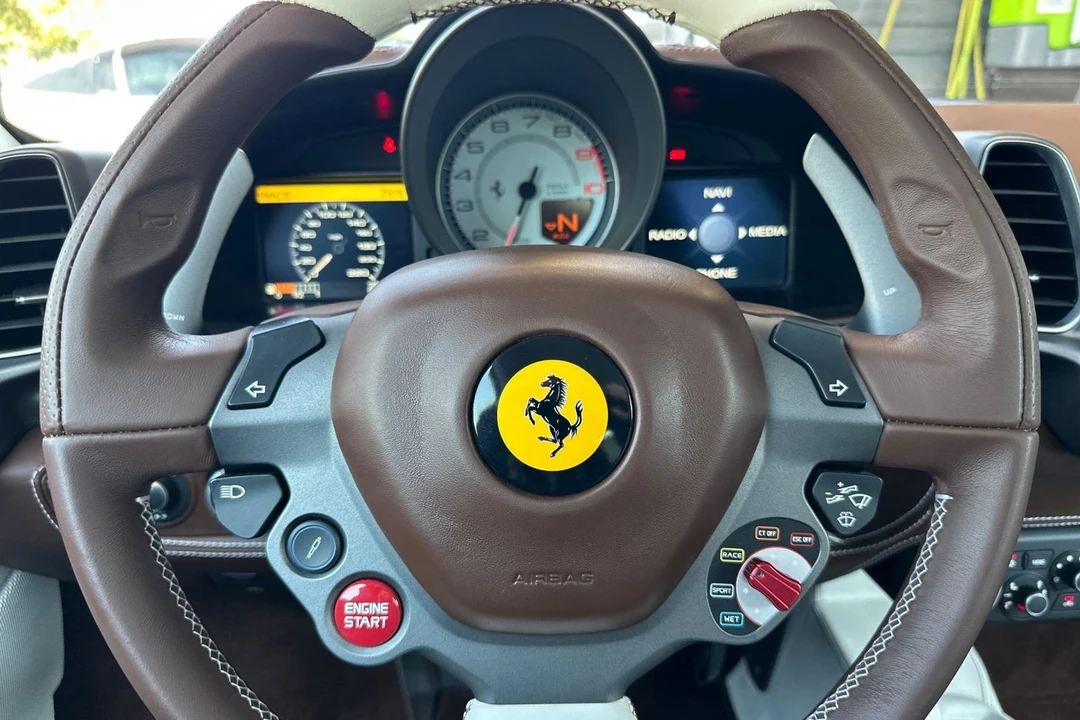 2014 Ferrari 458 Italia - Image 27 of 31