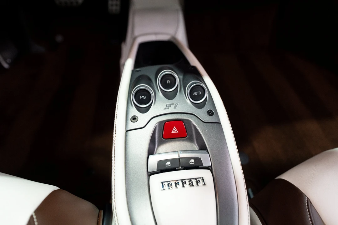 2014 Ferrari 458 - Image 19 of 31
