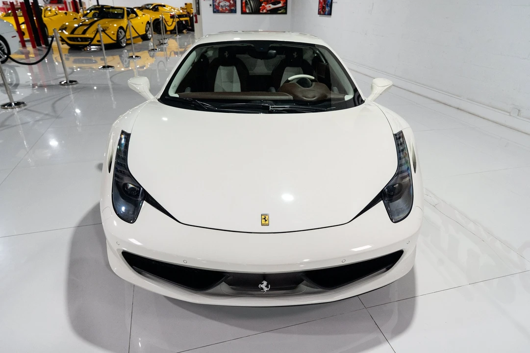 2014 Ferrari 458 - Image 2 of 31