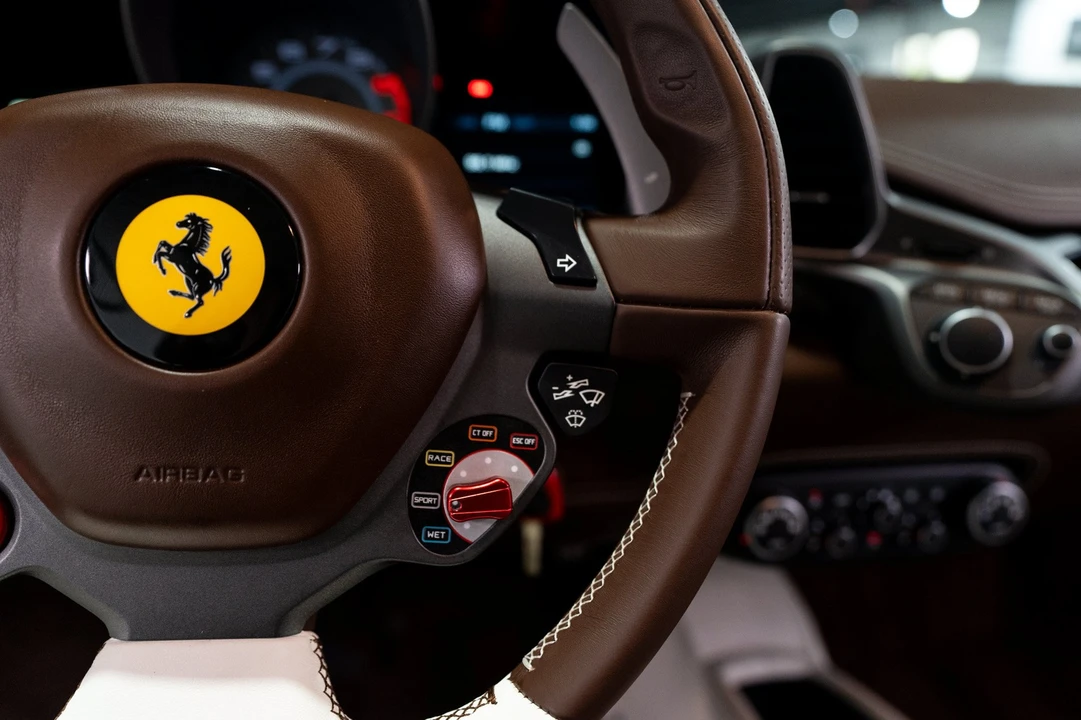 2014 Ferrari 458 - Image 16 of 31