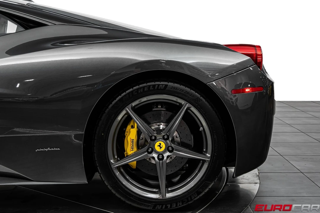 2014 Ferrari 458 Italia - Image 16 of 31