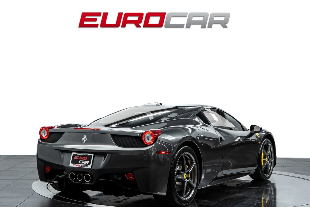 2014 Ferrari 458 Italia - Image 5 of 31