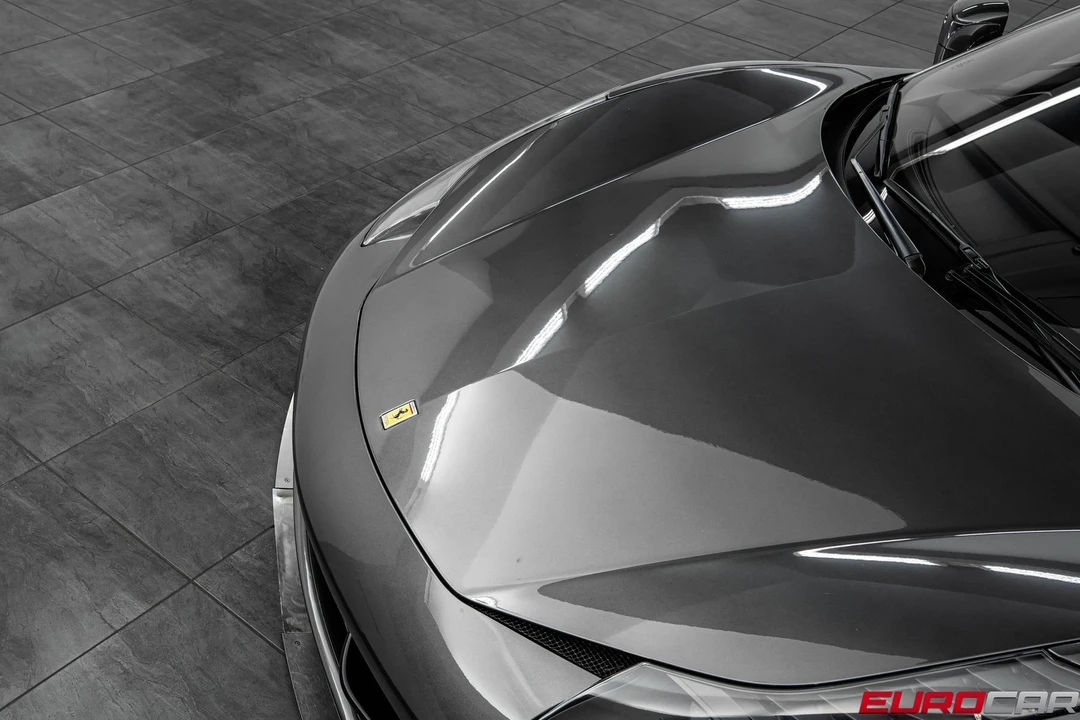 2014 Ferrari 458 Italia - Image 9 of 31