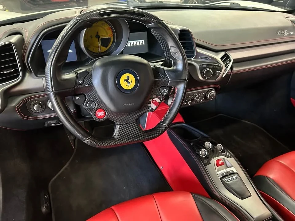 2014 Ferrari 458 Italia - Image 11 of 15
