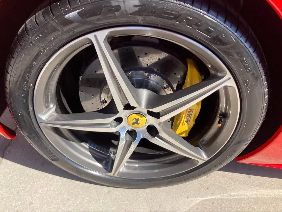 2014 Ferrari 458 Italia - Image 4 of 8