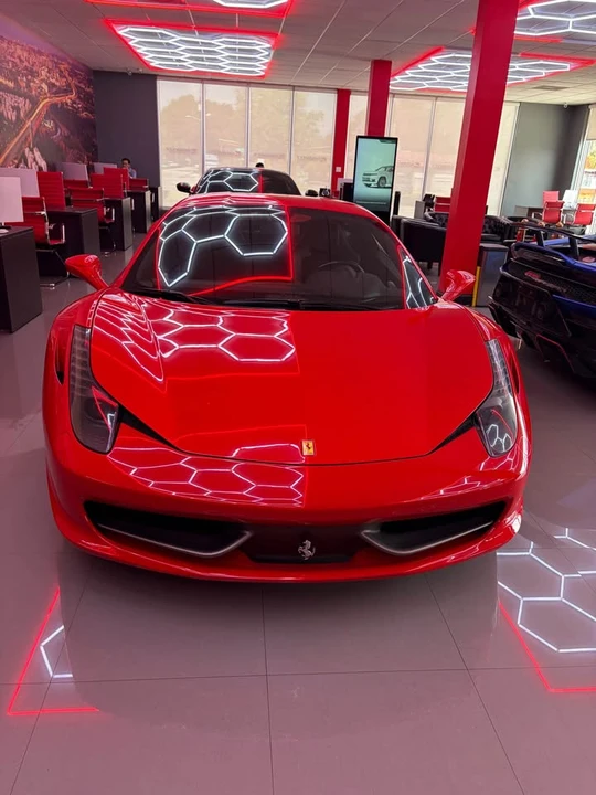 2014 Ferrari 458 Italia - Image 5 of 5