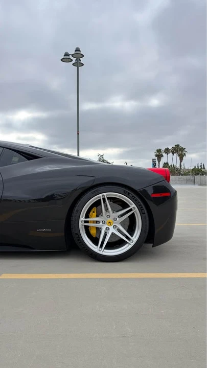 2014 Ferrari 458 Italia - Image 8 of 11