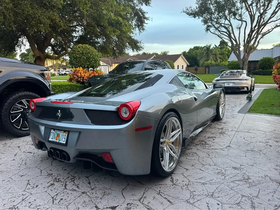 2014 Ferrari 458 Italia - Image 4 of 8