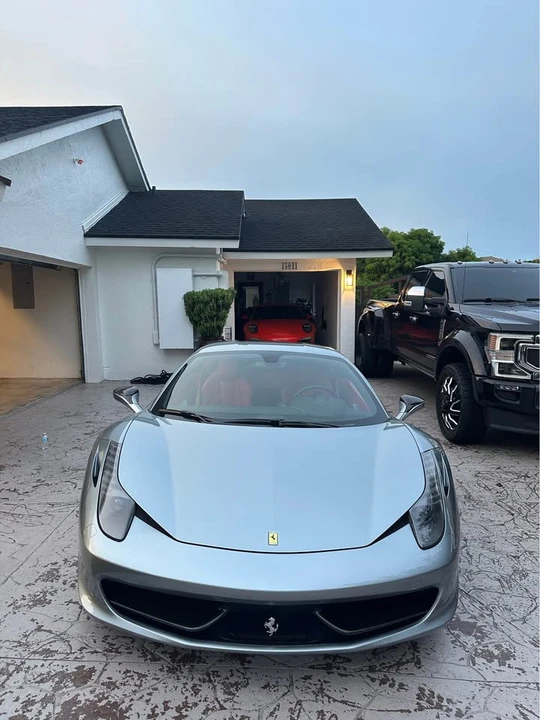 2014 Ferrari 458 Italia - Image 6 of 8