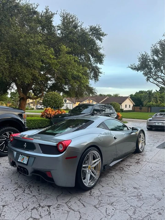 2014 Ferrari 458 Italia - Image 3 of 8