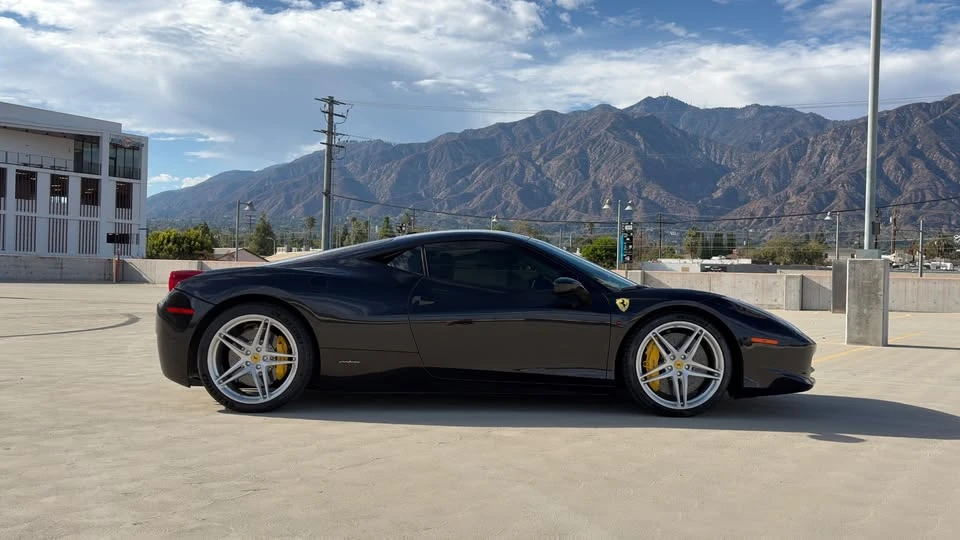 2014 Ferrari 458 Italia - Image 15 of 16