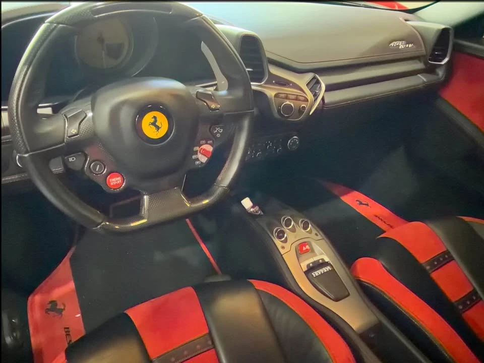 2014 Ferrari 458 Italia - Image 10 of 16