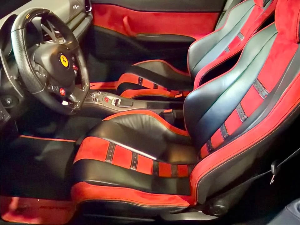 2014 Ferrari 458 Italia - Image 8 of 16