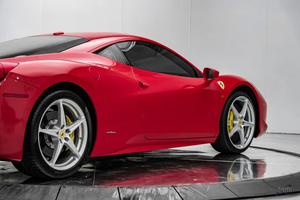 2014 Ferrari 458 Italia - Image 25 of 31