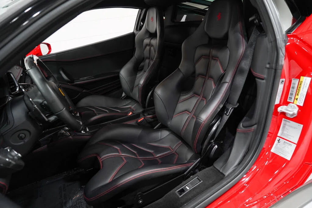 2014 Ferrari 458 Italia - Image 9 of 31