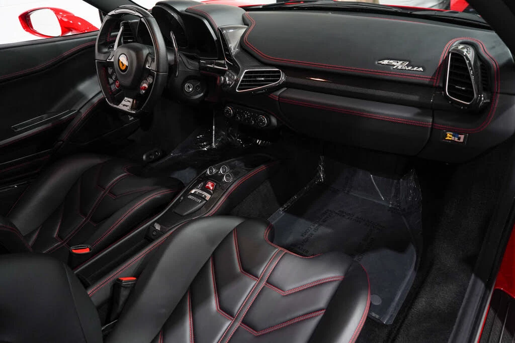 2014 Ferrari 458 Italia - Image 17 of 31