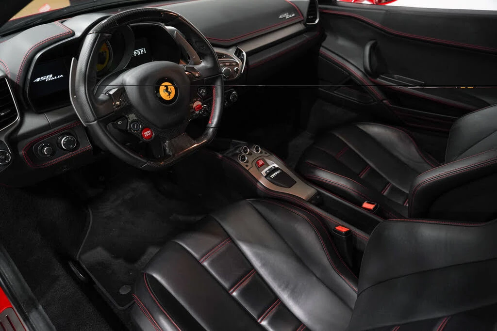 2014 Ferrari 458 Italia - Image 2 of 31