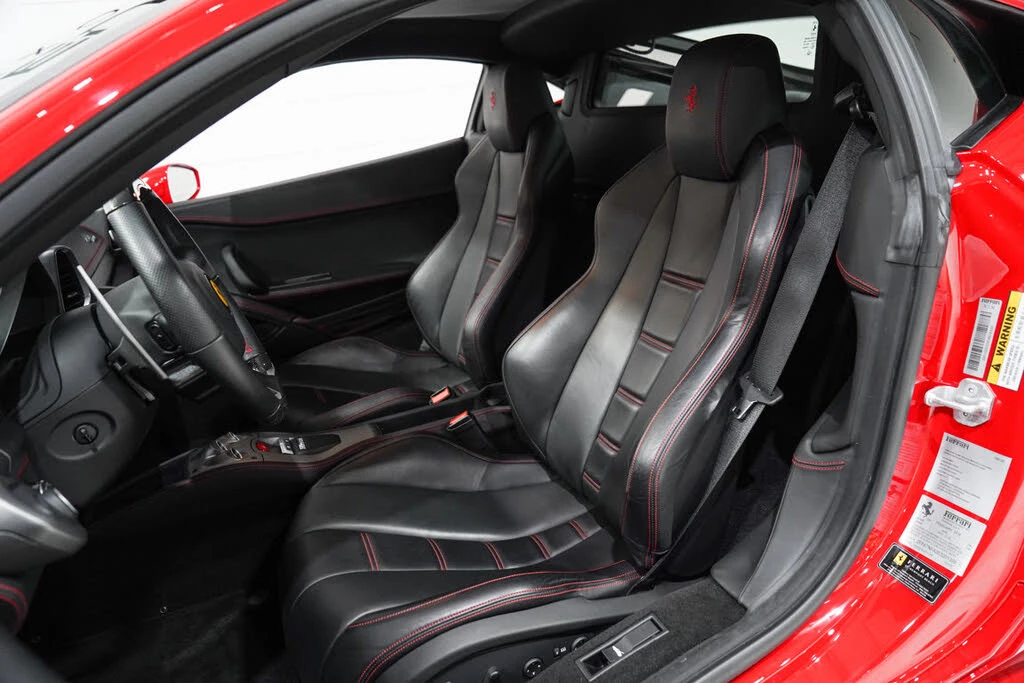 2014 Ferrari 458 Italia - Image 9 of 31