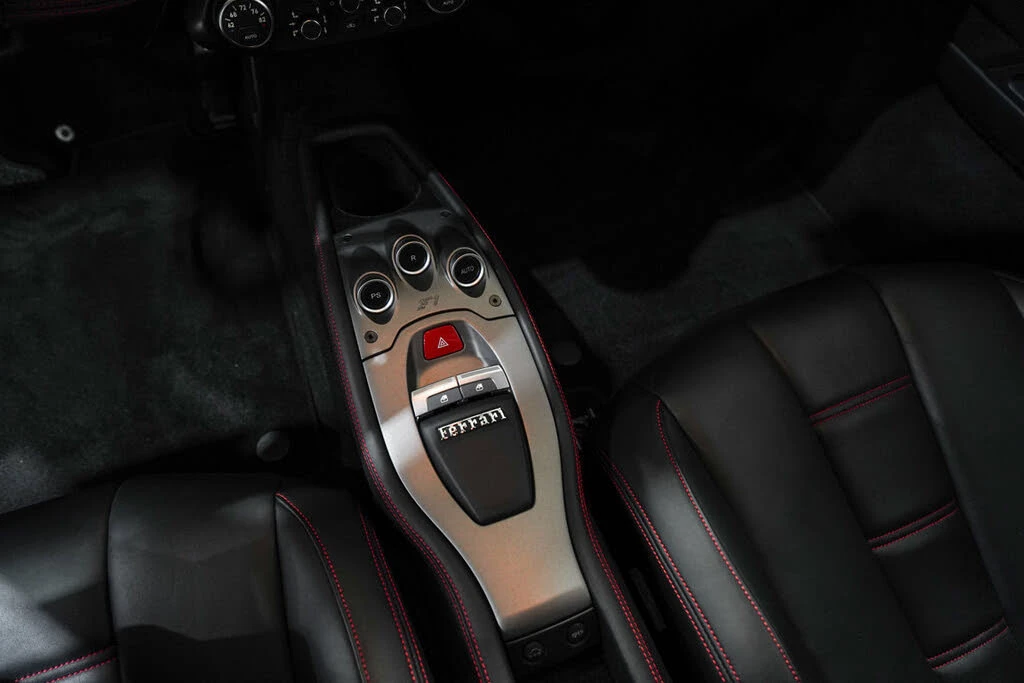 2014 Ferrari 458 Italia - Image 12 of 31