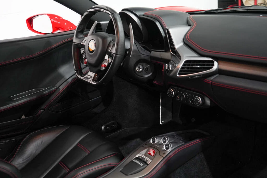 2014 Ferrari 458 Italia - Image 17 of 31