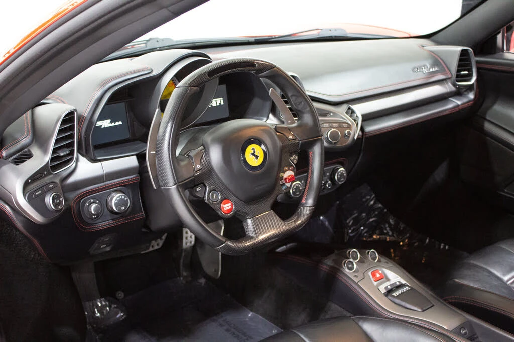 2014 Ferrari 458 Italia - Image 2 of 31