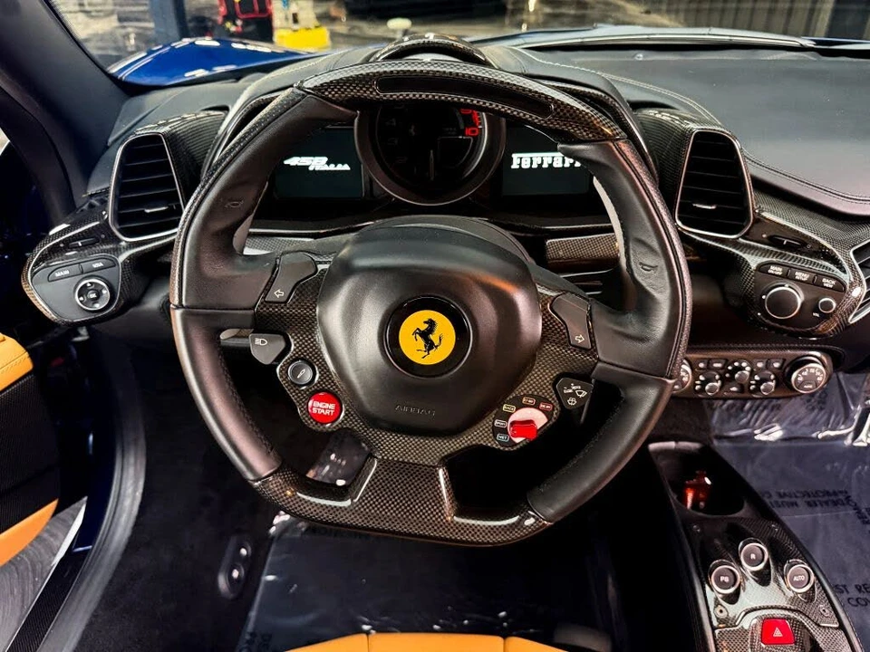 2014 Ferrari 458 Italia - Image 14 of 17